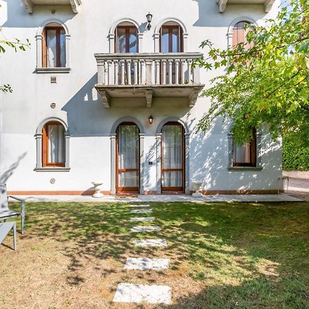 Pet-Friendly & Modern Apt With Garden Vicenza Exteriör bild
